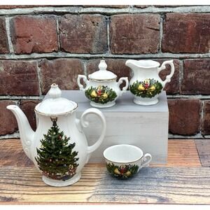 Christmas Child Tea Set Roehler Puppen-Porzellan Neiman Marcus Vintage 6‎ pc